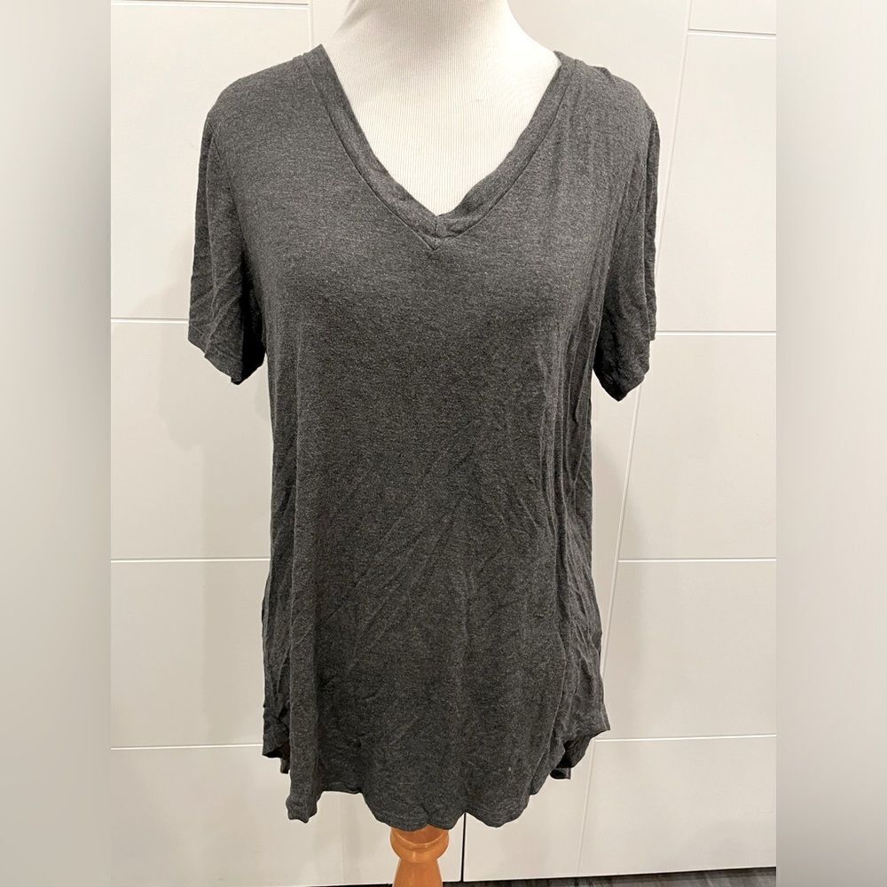 V neck charcoal gray t-shirt